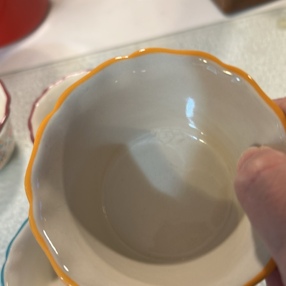 Pioneer women 5 ramekins and measuring cups 4 - Picture 9 of 9